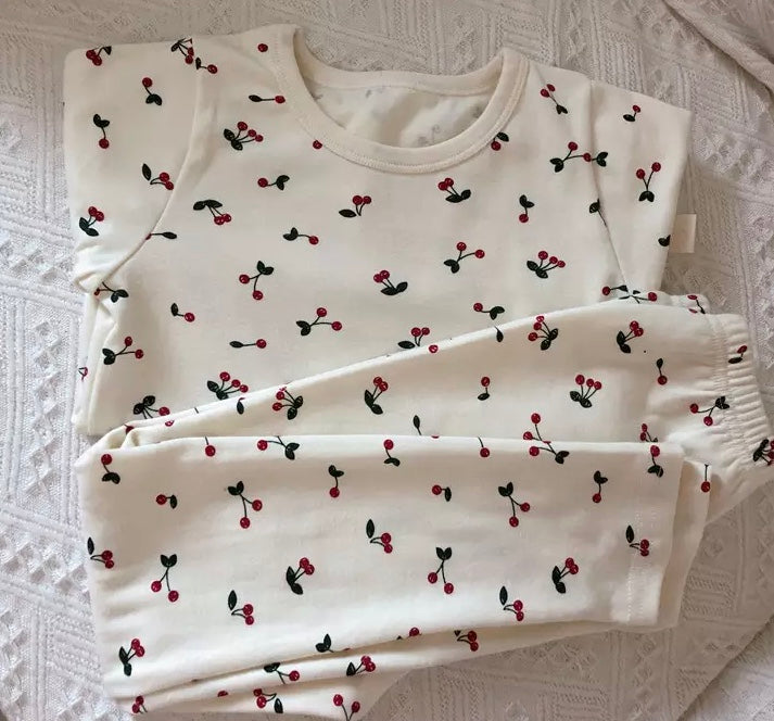 Pyjamas with Cherries